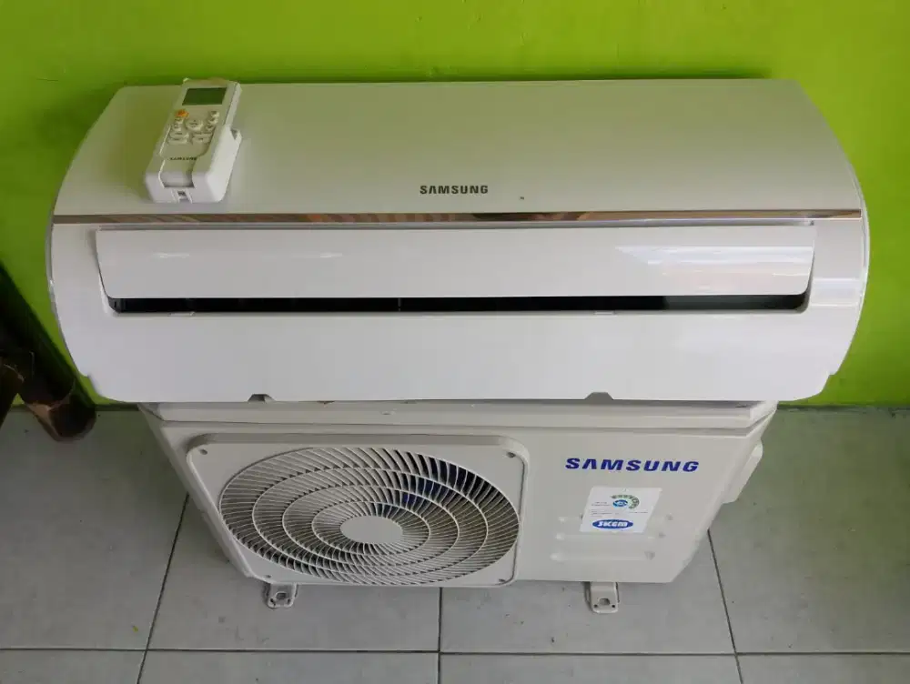 ac samsung 1/2pk,lowwat 280 watt