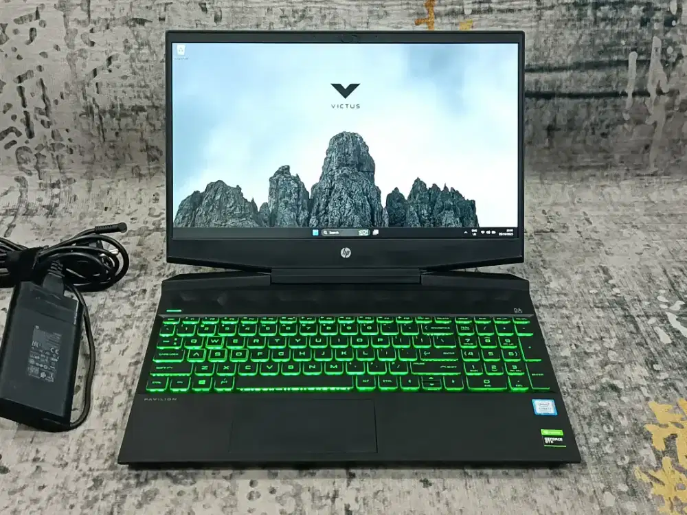 HP Pavilion Gaming 15 Core i7-9750H 16GB 256-1TB GTX 1650 4GB Like New