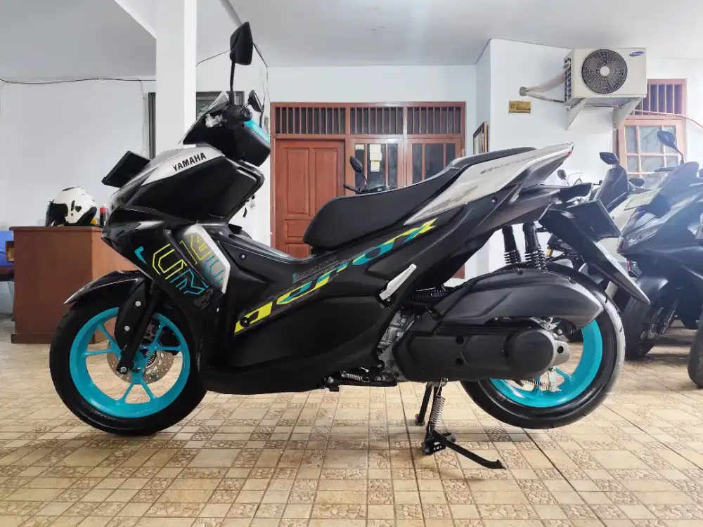YAMAHA AEROX 2024 KM 500 AN LIKE NEW