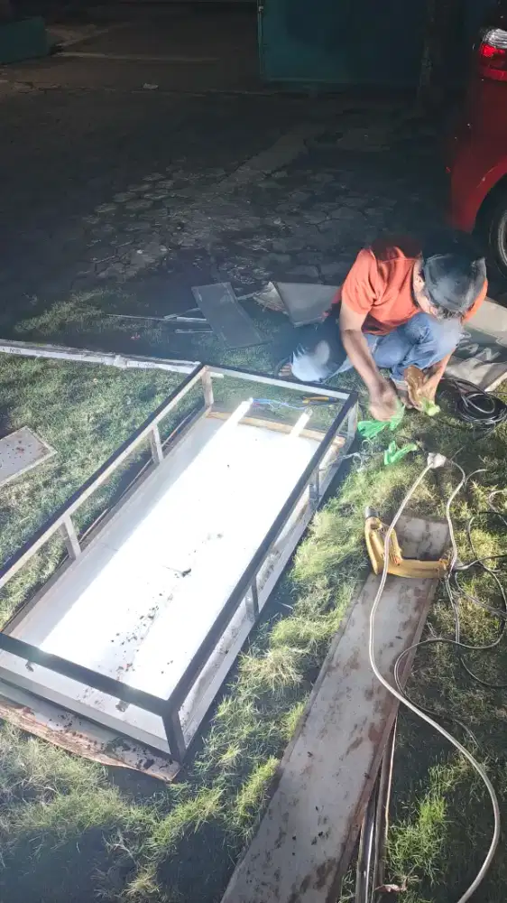 Reparasi lampu neonbox visual papan nama reklame & sticker akrilik