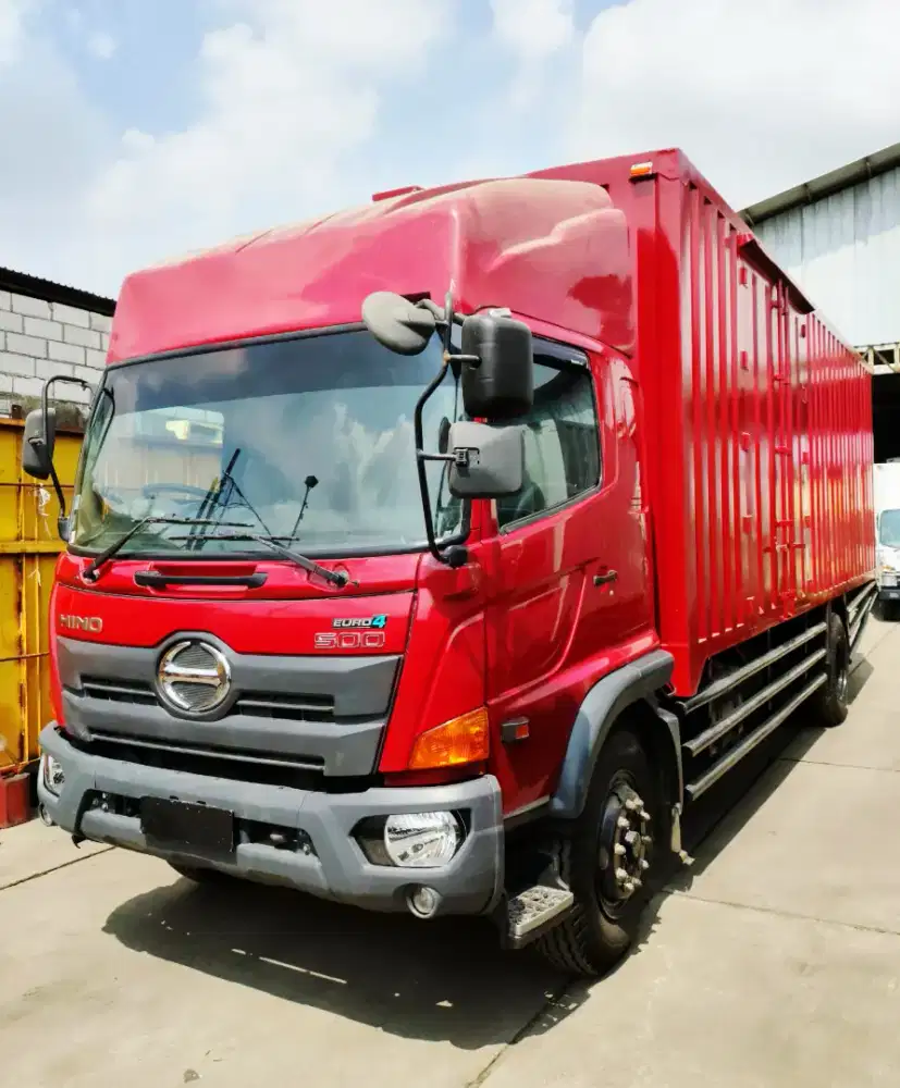 HINO LOHAN 6 BAN LONG 260PS BOX ISTIMEWA HINO 500