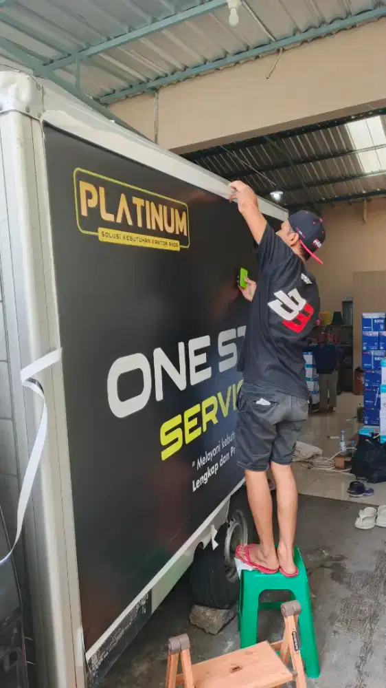 Sticker branding mobil truk box stiker pick up blindvan vinyl & oneway