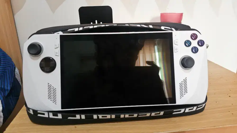 ASUS ROG ALLY Z1 EXTREME 512/16