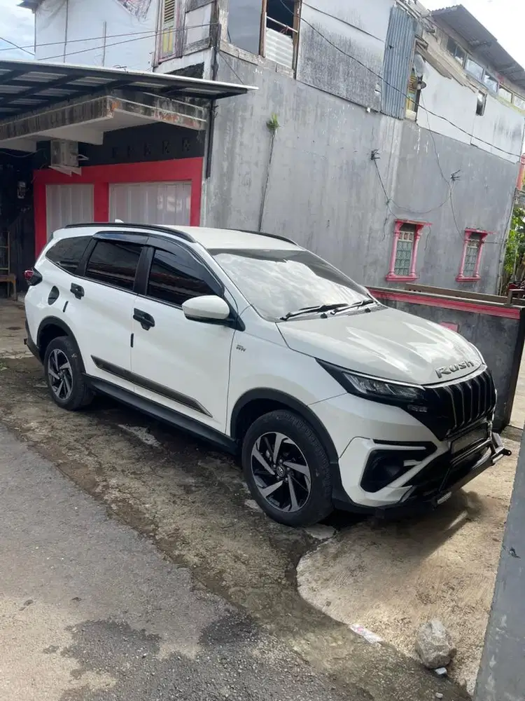 DI JUAL MOBIL PRIDADI RUSH TYPE GR 2021 - MATIC