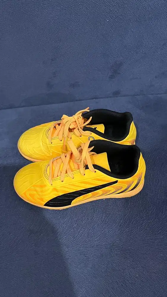 Preloved Sepatu Futsal Anak Puma