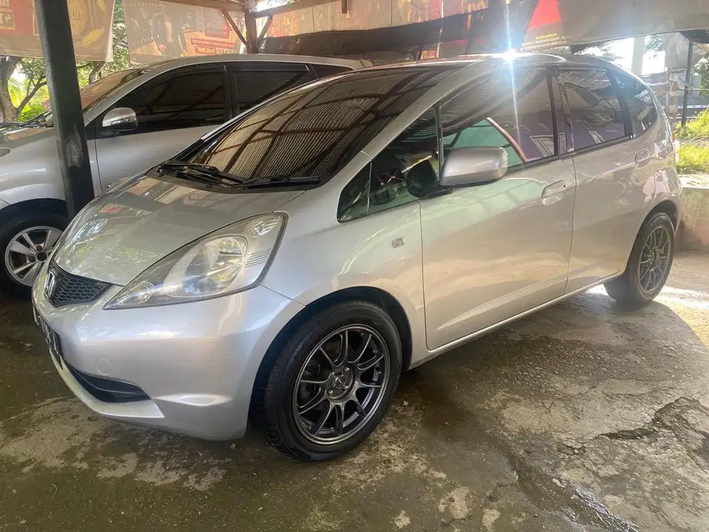 dijual jazz s 2009 BU