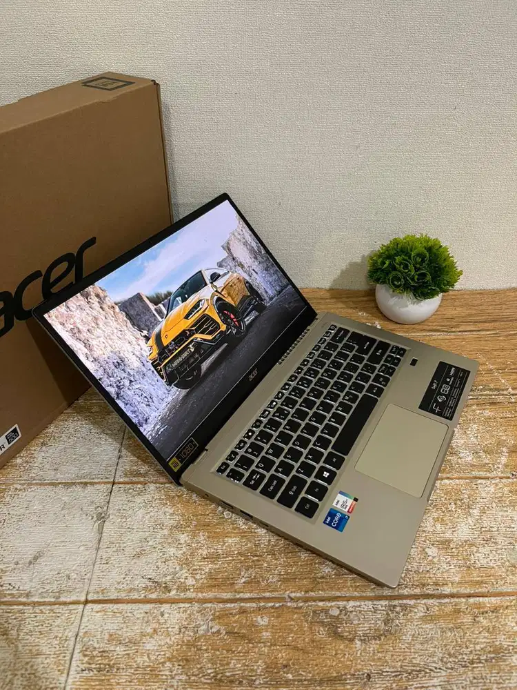 TEBUS MURAH!! LAPTOP ACER SWIFT SF314-510G INTEL CORE I7 GEN 11 16/512