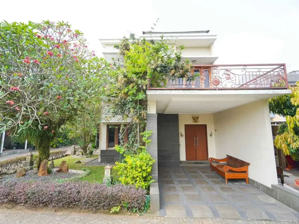 Rumah Luas Asri Akses Dekat Gerbang Tol Jatikarya 2 Siap Huni J-15140