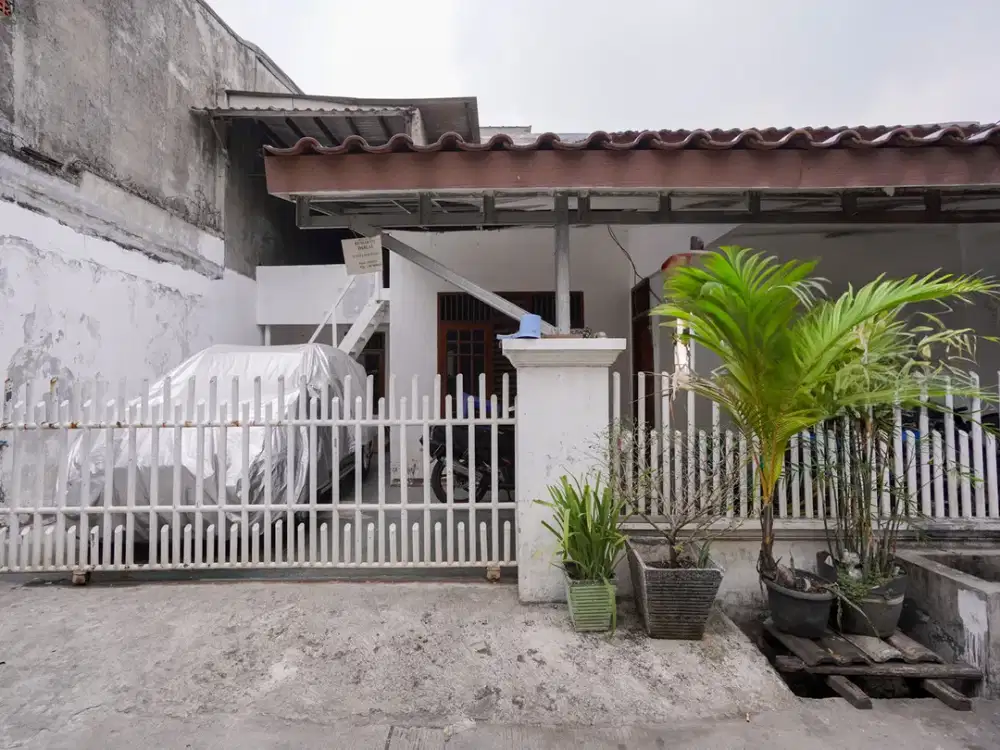 Rumah LT 99 Strategis 15 Mnt ke Grand Mall Bekasi Hadap Utara J-25854