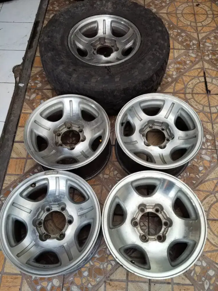 Velg R16 Land Cruiser Vx80 5Pc Landcruiser Vxr