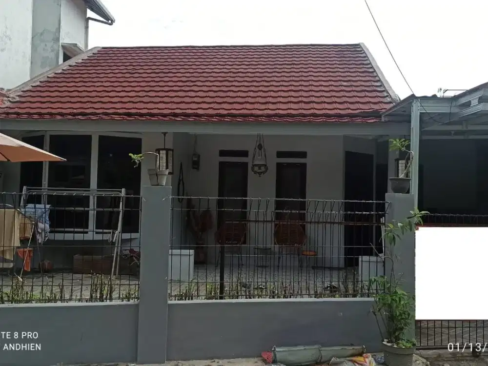 Rumah Tanah Luas 10 Menit ke Gerbang Tol Cisalak 3 Dibantu KPR J-30957