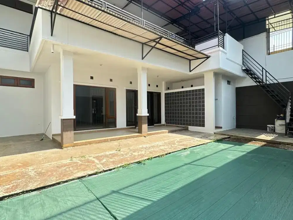 Rumah Bagus Terawat di Lokasi Ideal Batununggal, Kota Bandung