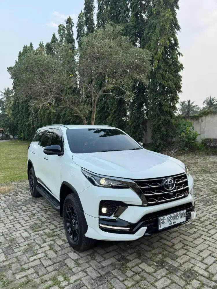 FORTUNER GR SPORT 2024