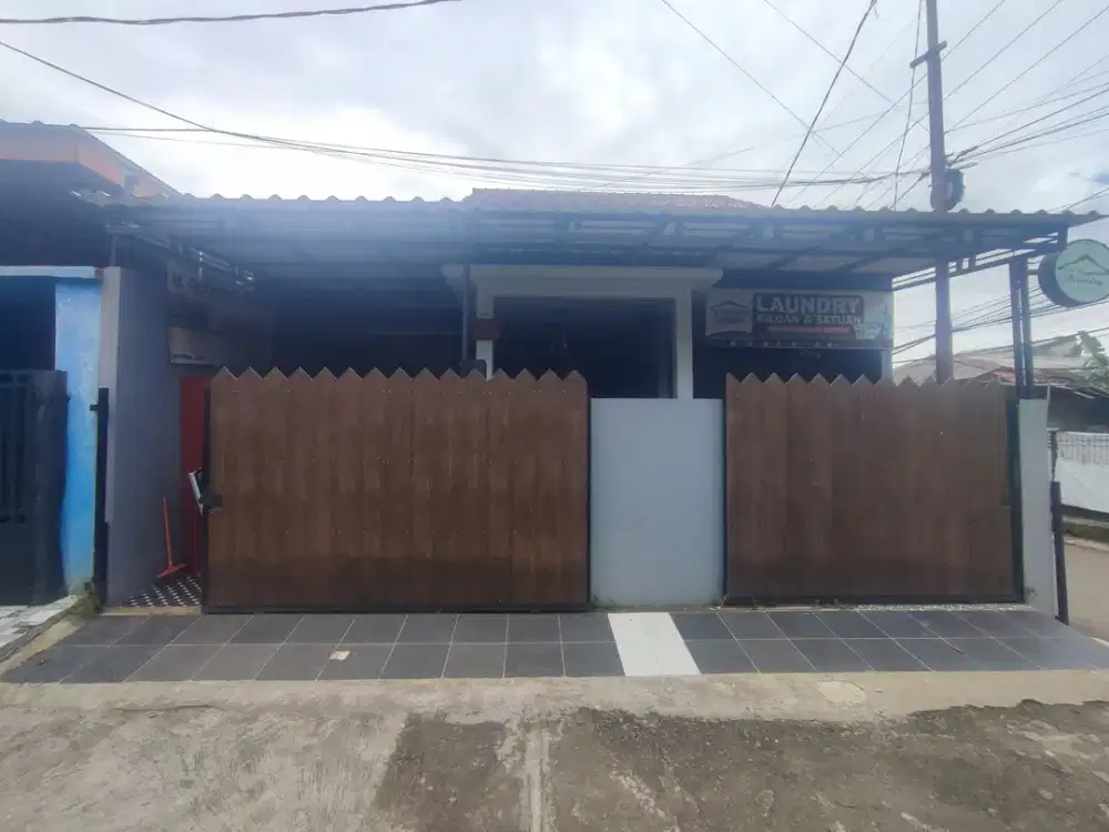 Rumah Seken Strategis 9 Menit ke Stasiun Depok Bebas Banjir J-29163