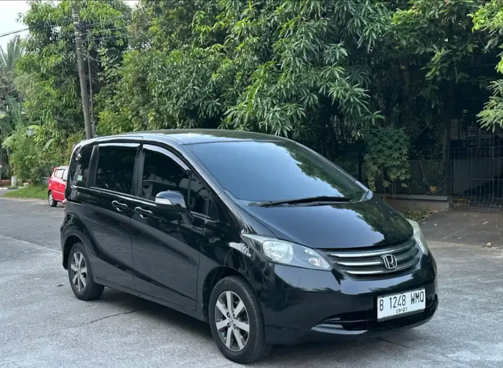 (Tdp 5jt)Honda FREED E Psd 2011(model 2012)