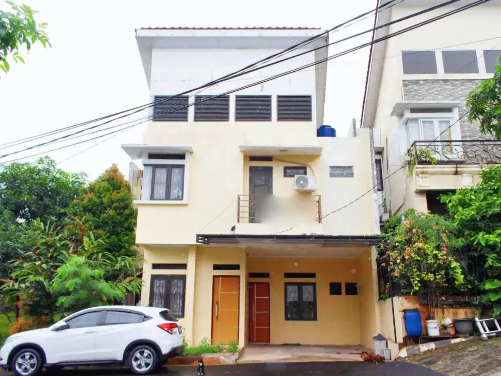 Rumah Minimalis di D'maple Residence dekat Stasiun Depok Nego J-11957
