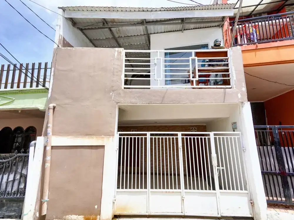 Ruamh SHM Hadap Selatan 6 menit ke Green Pramuka Square Mall J-17509