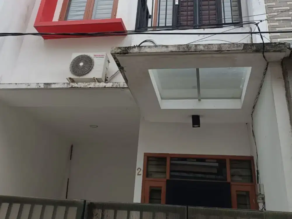 Rumah di Tomang Barat Baru 6 menit ke Gerbang Tol Kebon Jeruk J-17353