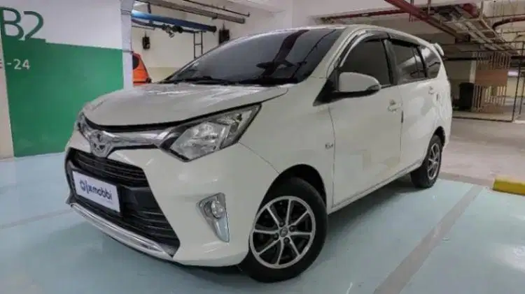DP MURAH Daihatsu Sigra 1.2 R Bensin-MT 2019 Hitam CKOIB