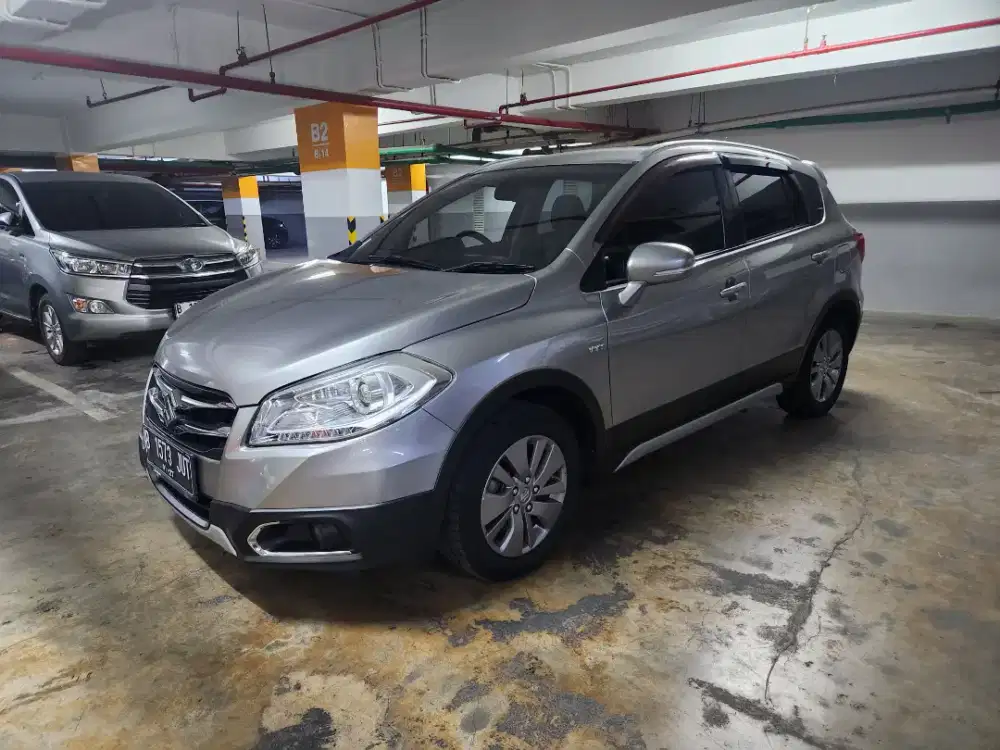 SUZUKI. X OVER CROSS. AT. 17