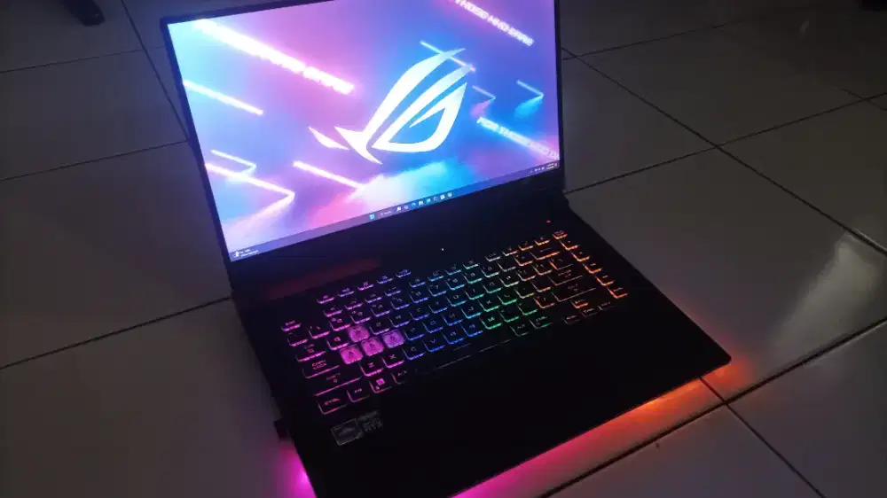 Asus ROG Strix G15 G513QC