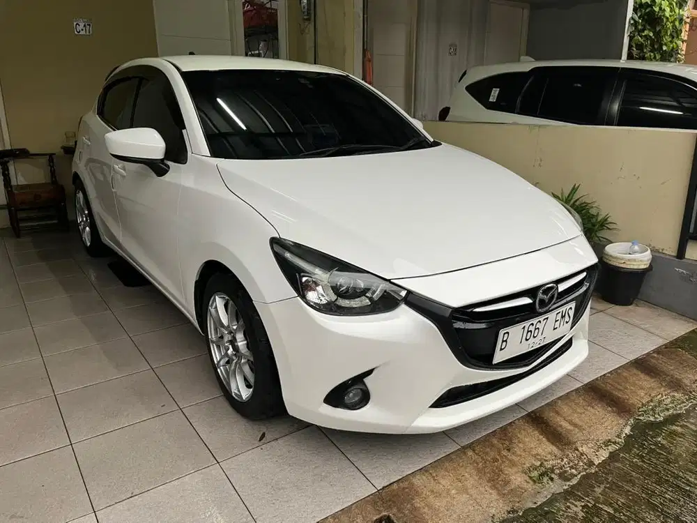 Mazda 2 GT 2015 Nik 2014