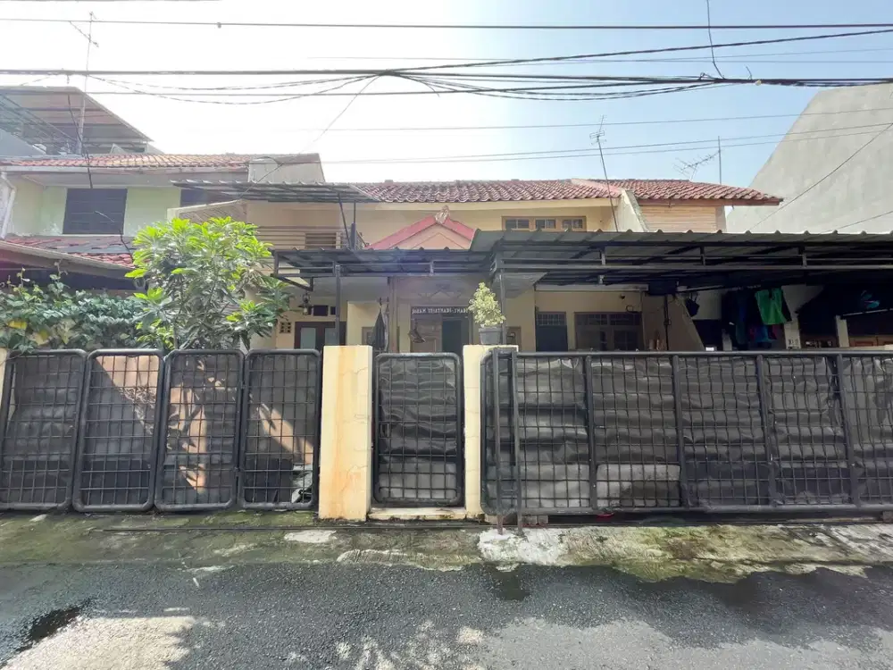 Rumah Hadap Timur LT 144 dekat Pintu Tol Kalimalang Siap KPR J-23836