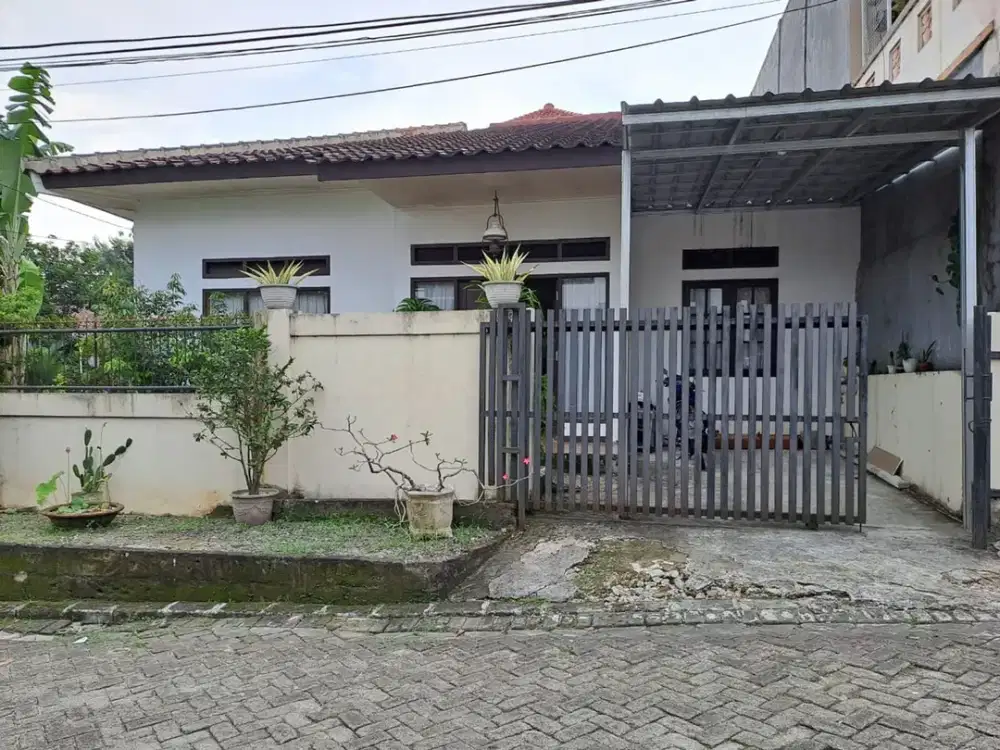 Rumah LT 228 Bisa Nego Hadap Selatan 10 Mnt ke RSIA ASYIFA DEPOK J-11426