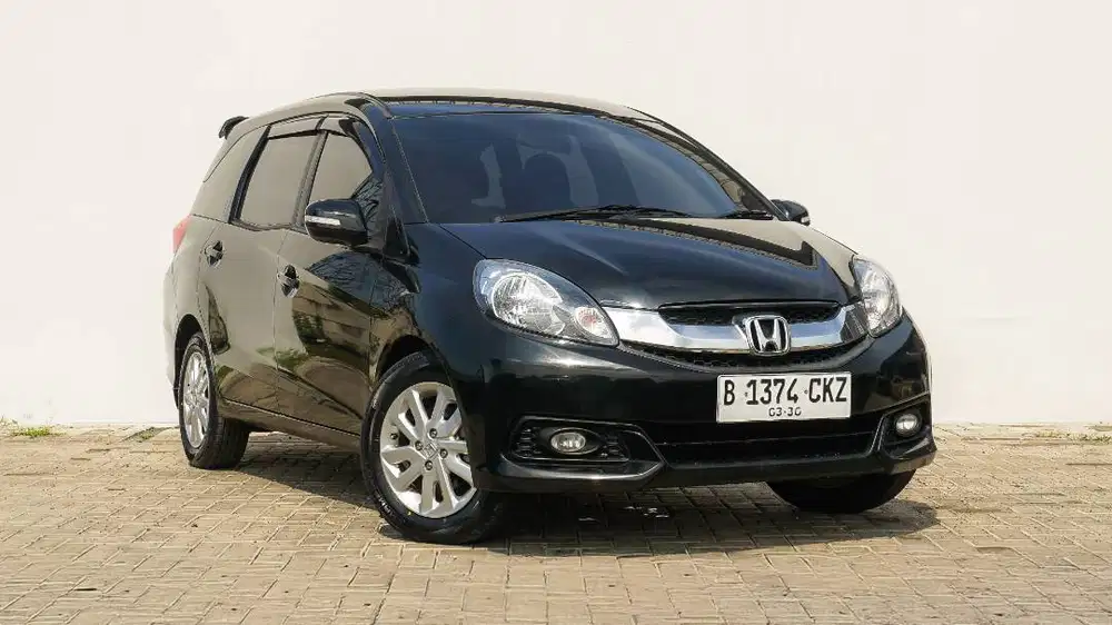 Honda Mobilio e at 2015 mobil siap pakai
