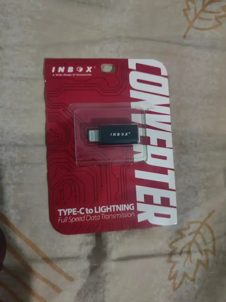 Converter USB C to lightning (iPhone)