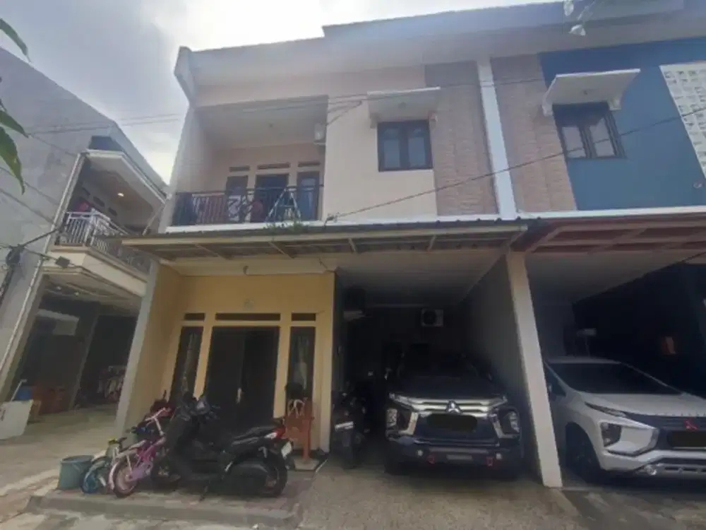 Rumah SHM Strategis 15 Menit ke Gerbang Tol Cawang Dibantu KPR J-30803
