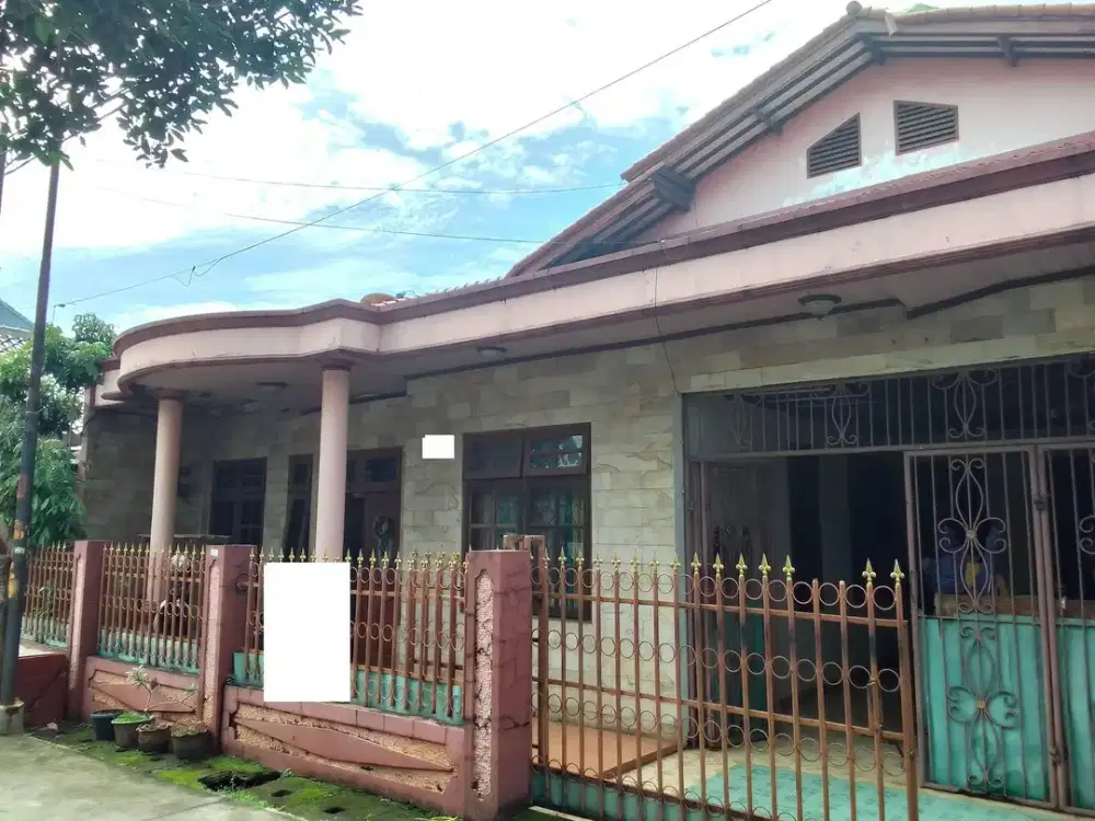 Rumah Luas 4 KT Dekat Metropolitan Mall Bekasi Bebas Banjir J-30801