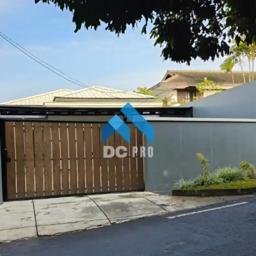 Rumah strategis 1 lantai di Gegerkalong sukasari