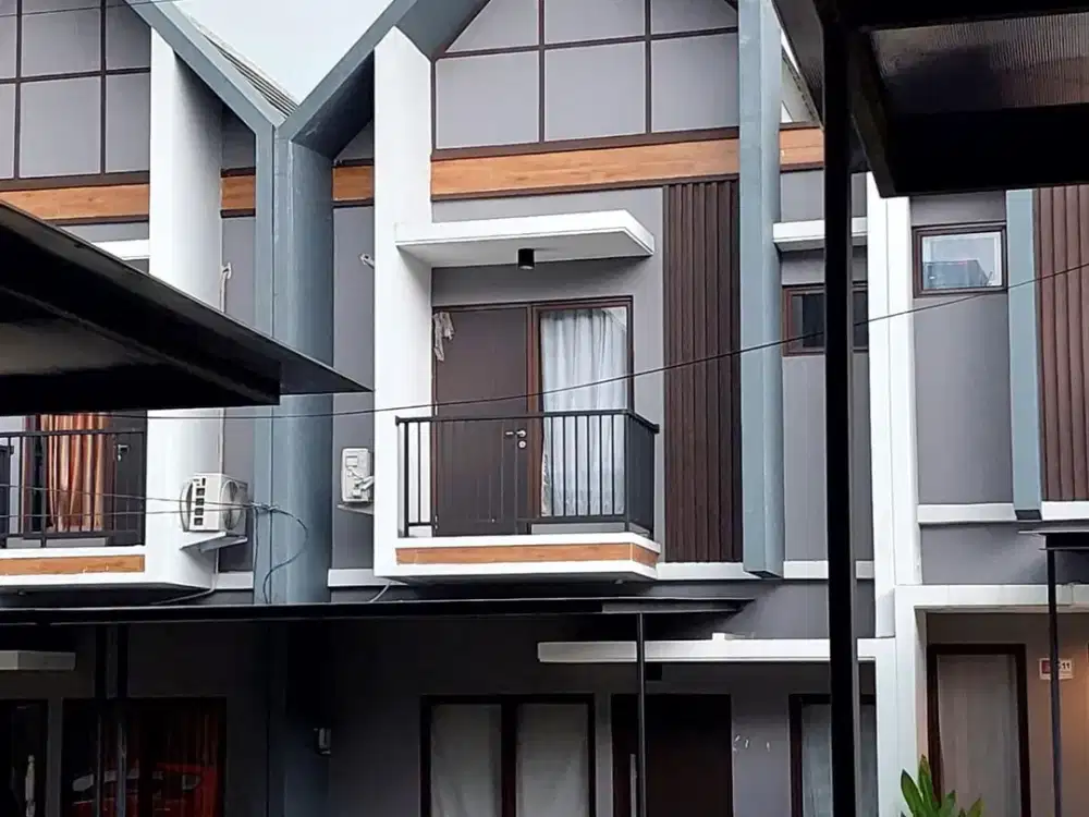 Rumah SHM 2 Lantai Dekat Metropolitan Mall Cibubur Dibantu KPR J-30498