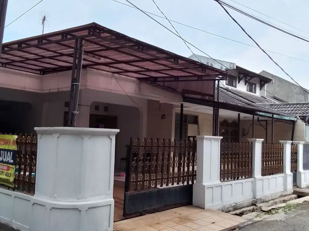 Rumah Strategis 10 Menit ke RS Hermina Galaxy LT 180 Siap Nego J-27512