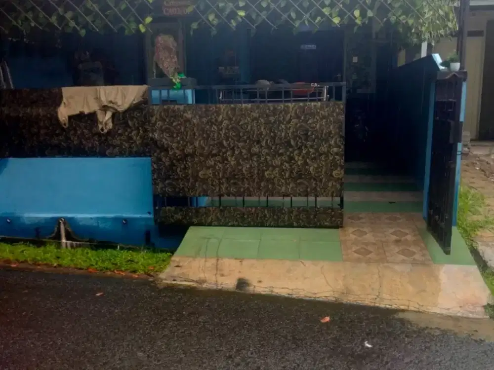 Jual Rumah Strategis 5 Menit ke Terminal Cileungsi Hadap Utara J-29213