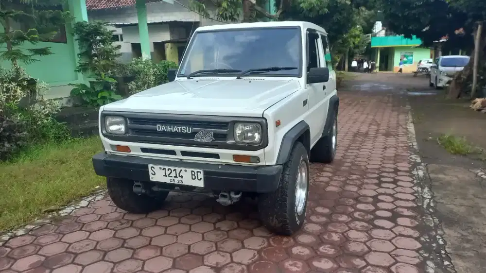 Taft gt 4x4 bagus