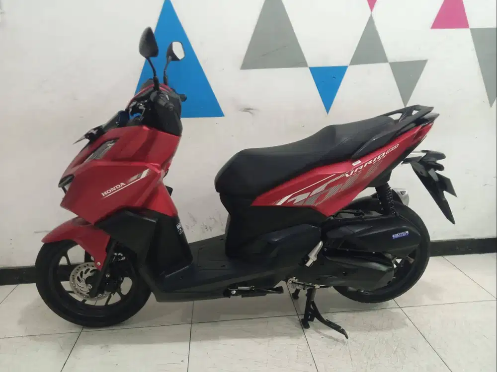 HONDA VARIO 160 CBS 2024 MERAH