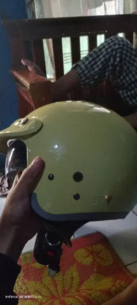 Helmmm jarang dipake