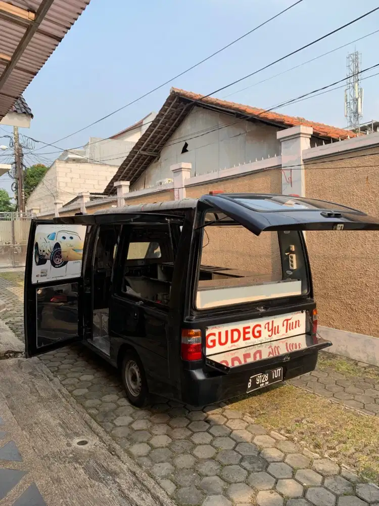 Daihatsu Gran max foodtruck tahun 2013