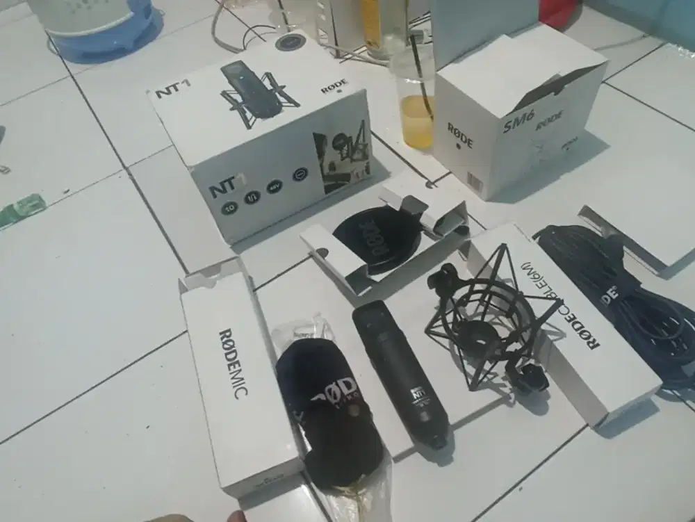 Rode NT1 mic condensor made in Australia