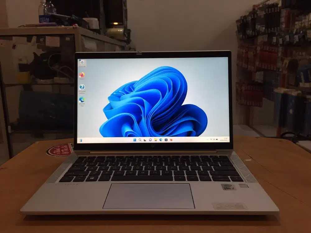 HP Elitebook 830 G7 Core i7Gen10 Ram 32GB SSD 256GB Touch Slim Mulus