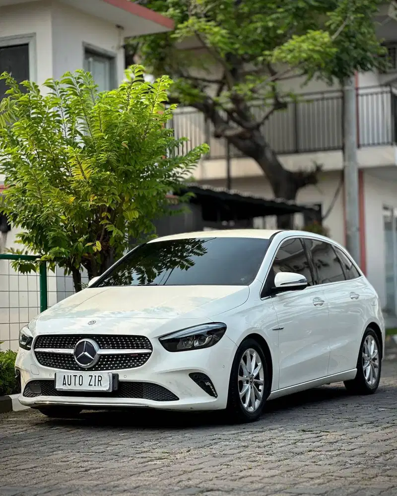 Mercedes Benz B200 Progresive Line Putih 2018 TdpMurmer Ori Menarik Bu