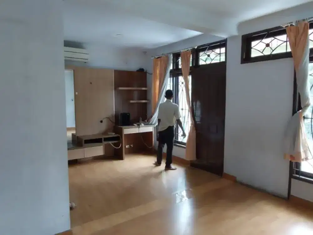 Dijual Rumah Komp. Perum. Taman Palem Lestar