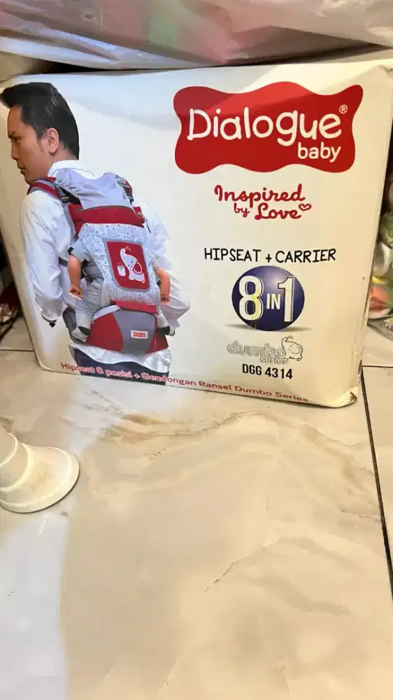 Dialogue baby hipseat 8 in 1 series dumbo warna red
