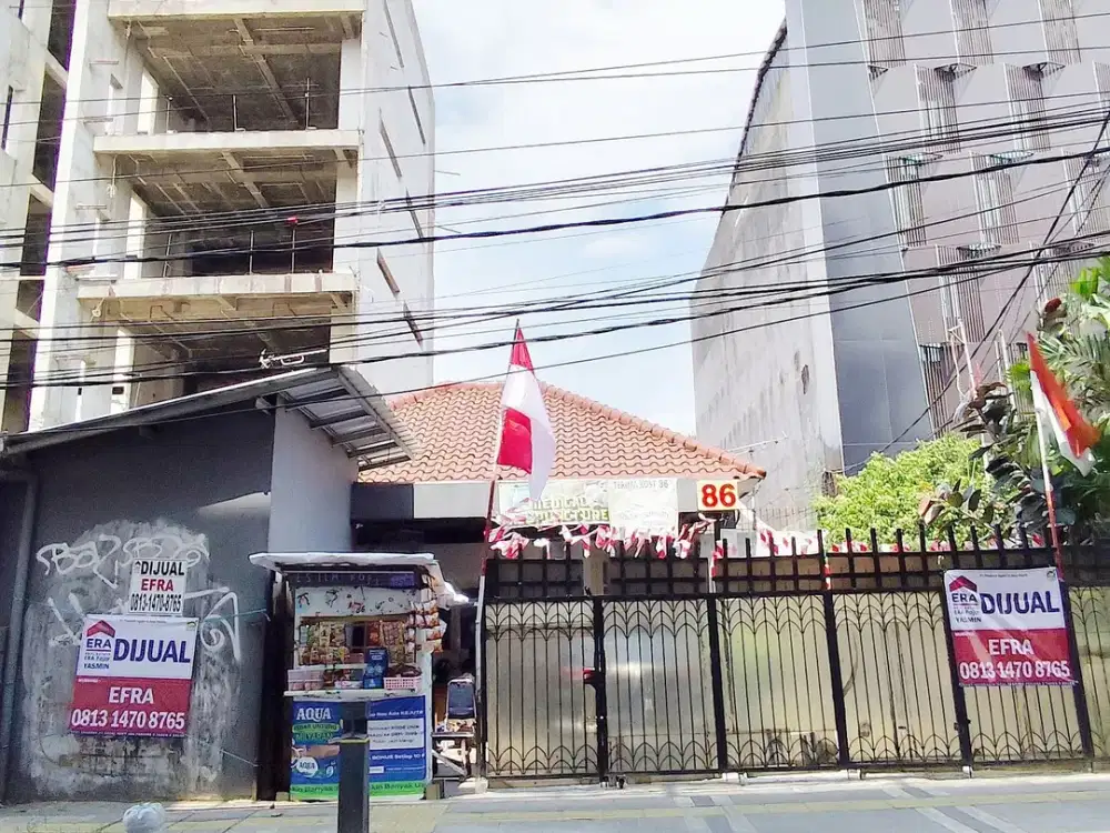 Rumah Heritage Menteng Pinggir Jalan Raya Depan Stasiun LRT