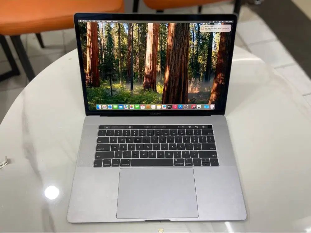 Apple Macbook Pro Touchbar 2018 Core i7 Ram 16GB 15,4inch N-EC