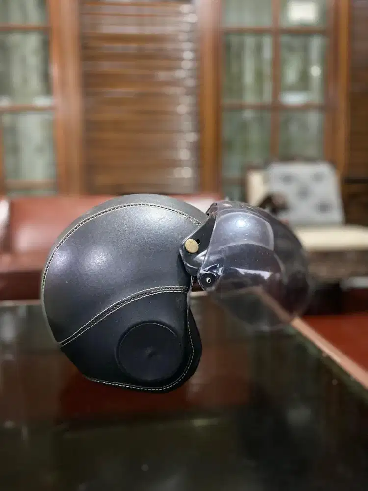 Helm anak bogo merek hero not adult