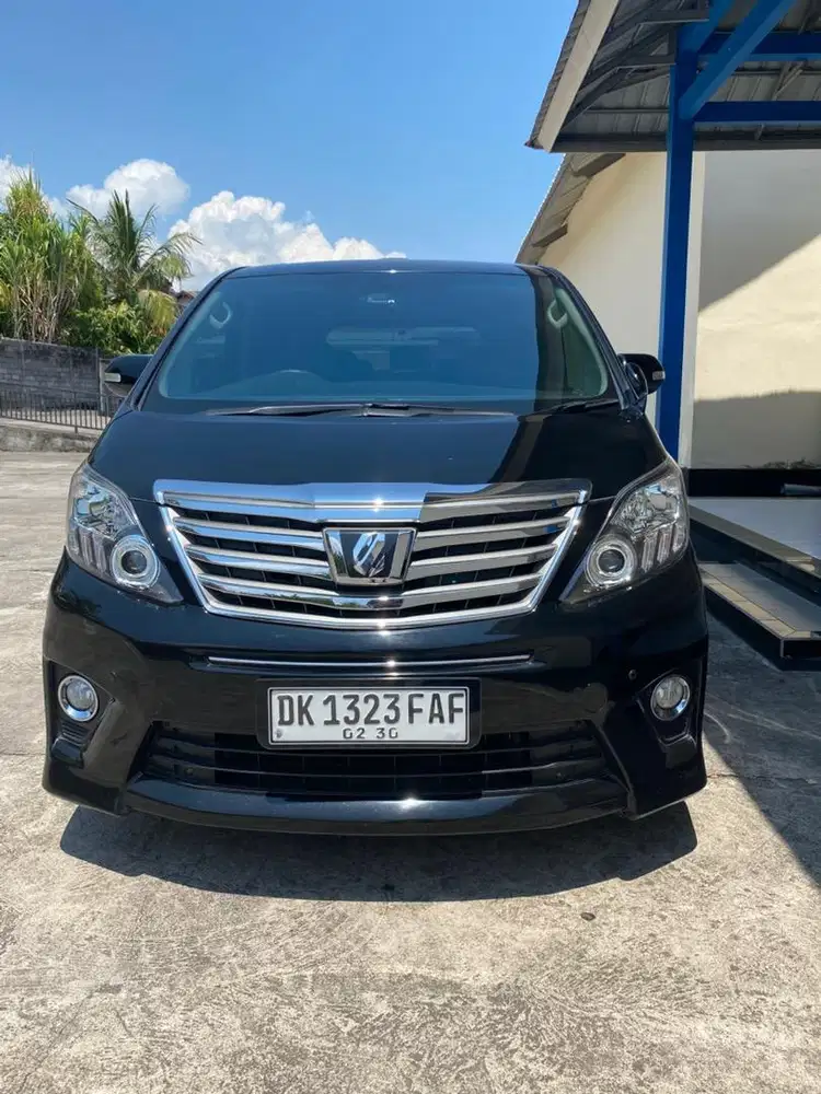 Toyota Alphard 2013 Hitam transmisi automatic