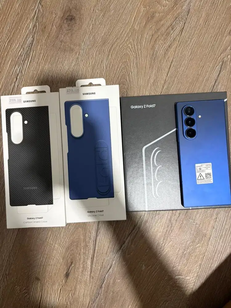 Z Fold 512 gb like new resmi bonus case ori